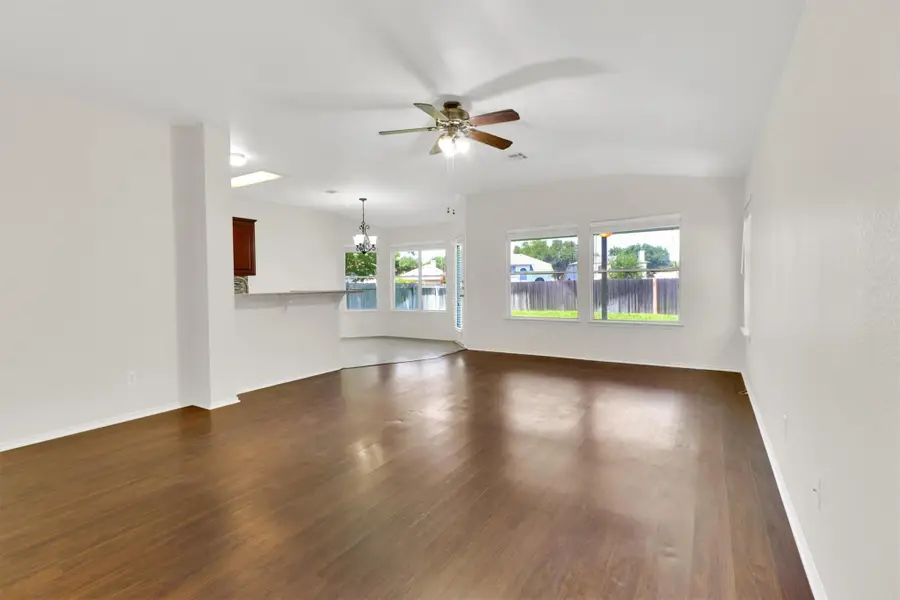 1718 Zydeco Dr, Round Rock, TX 78664 - Image #2