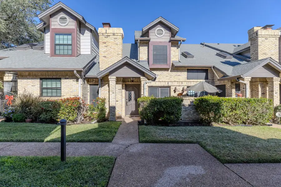 10819 Crown Colony Dr #11, Austin, TX 78747 - Image #2