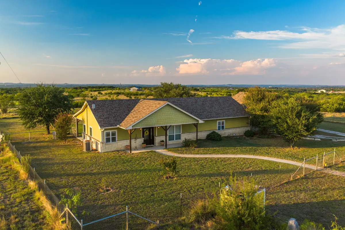 5650 County Road 101, Lampasas, TX 76550 - #1