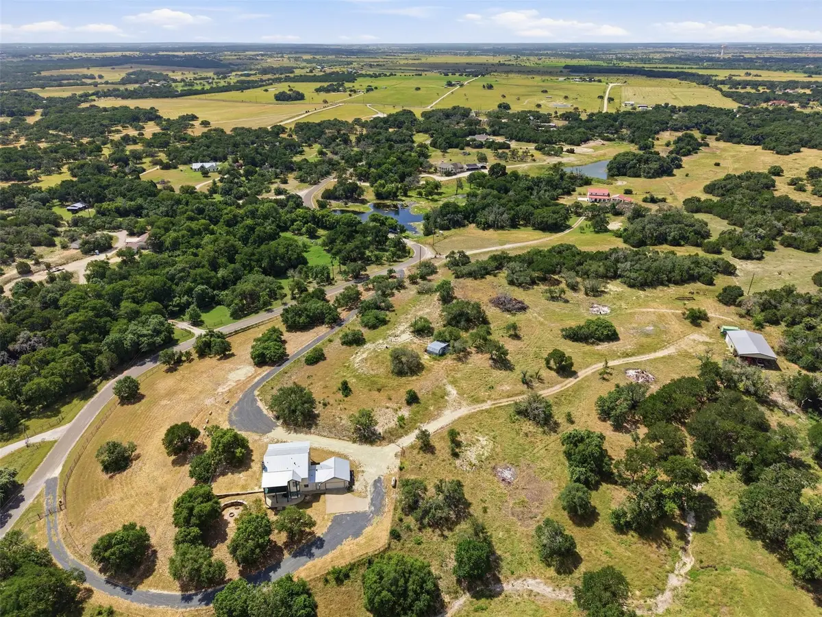720 Spring Creek Rd, Florence, TX 76527 - #1