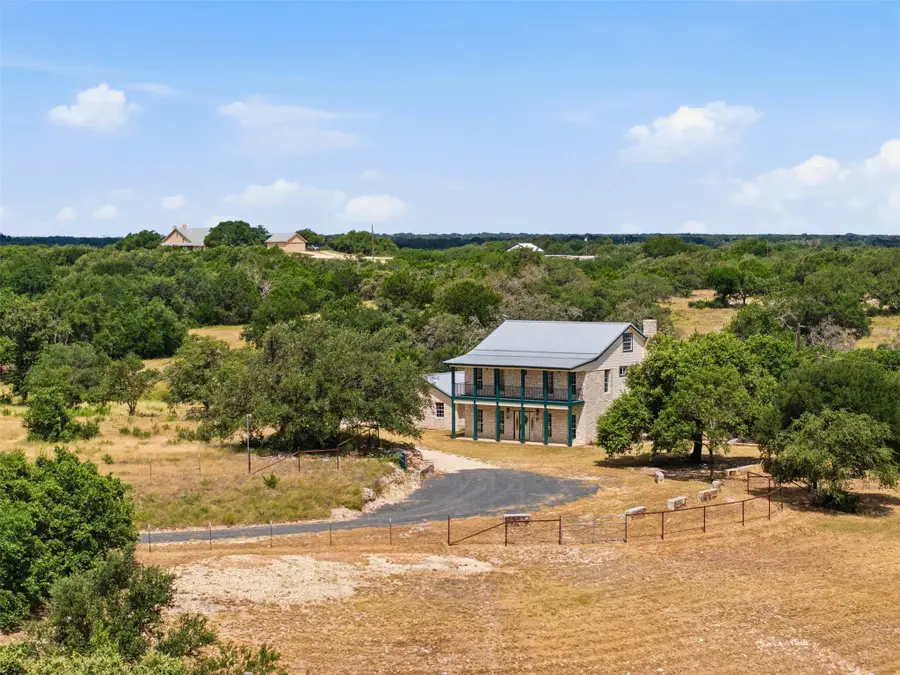 720 Spring Creek Rd, Florence, TX 76527 - #3