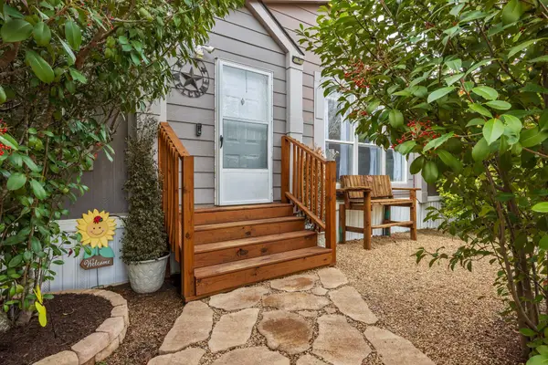 11200 Ridgewood Dr, Salado, TX 76571