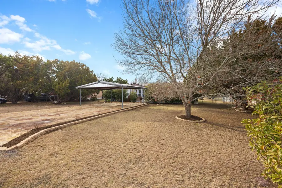 11200 Ridgewood Dr, Salado, TX 76571 - Image #2