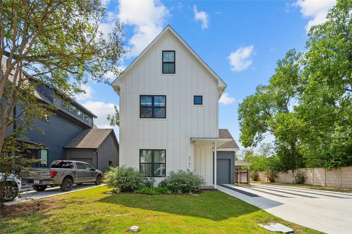5701 Tura Ln #1, Austin, TX 78721 - Image #1