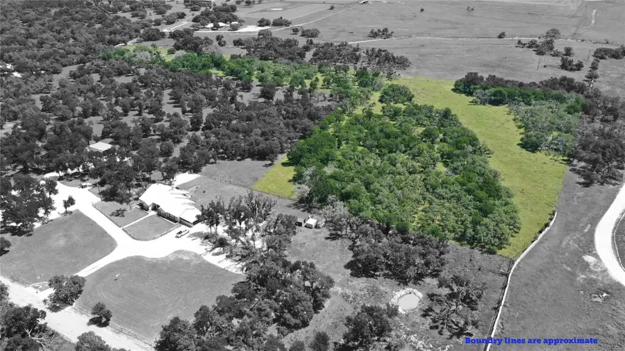 3215 County Road 305, Jarrell, TX 76537 - Image #2