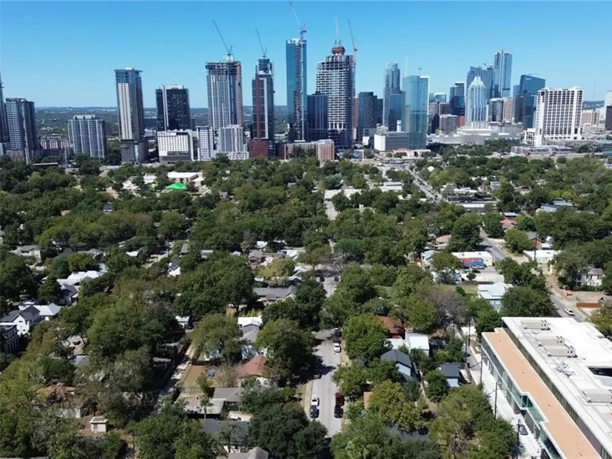 1504 Willow St, Austin, TX 78702 - Image #1