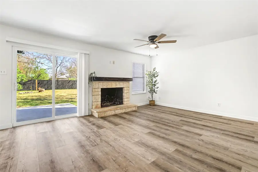 1403 Greenfield Dr, Round Rock, TX 78664 - #3