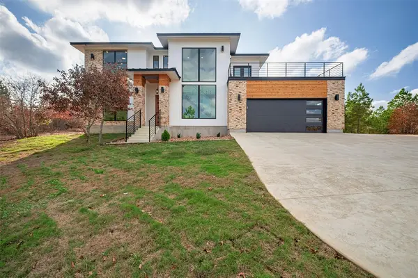 182 Lakeside Dr, Bastrop, TX 78602