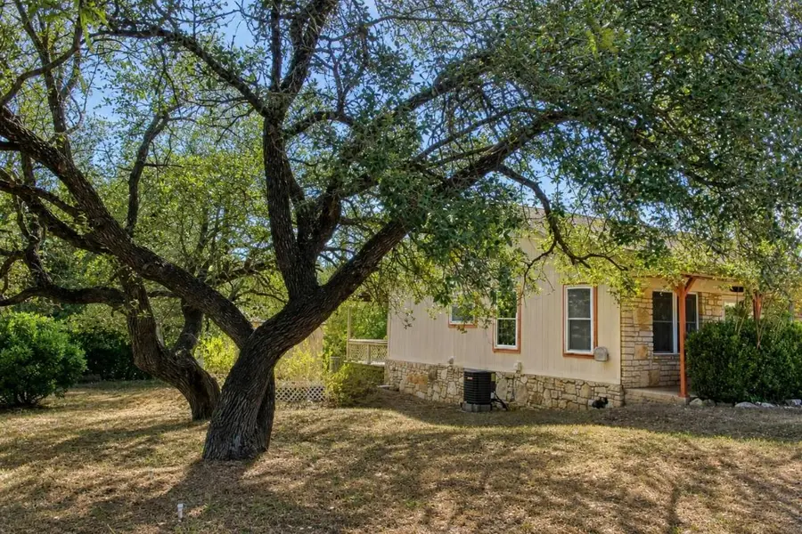 11540 Crumley Creek Rd, Jonestown, TX 78645 - #3