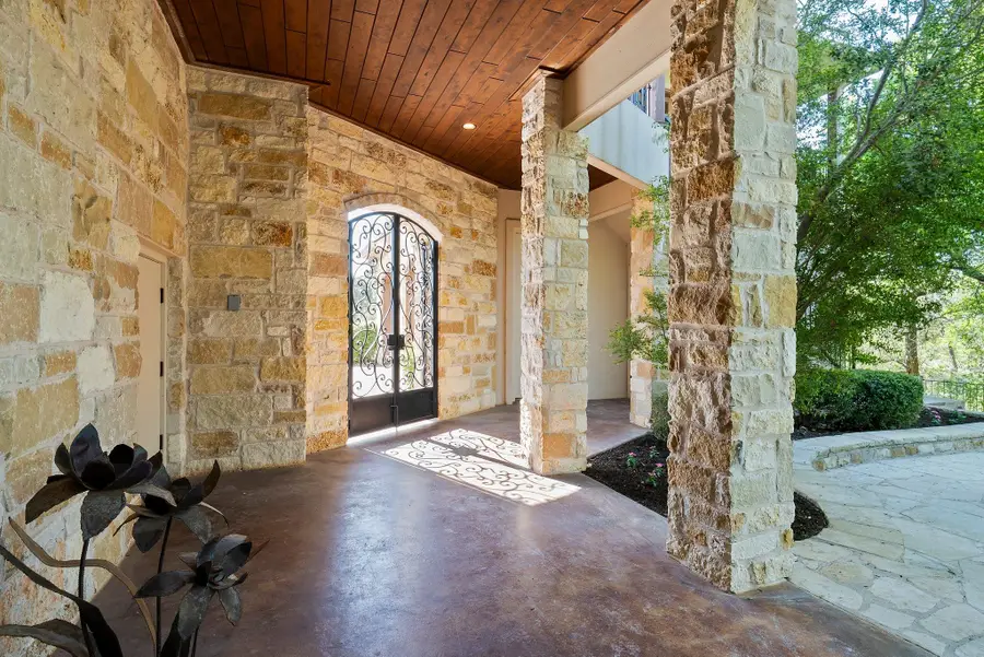 304 Hi Ridge, Horseshoe Bay, TX 78657 - Image #3