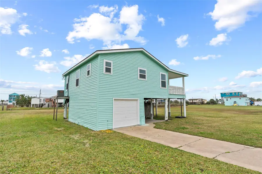 3929 4th St, Galveston, TX 77554 - #2