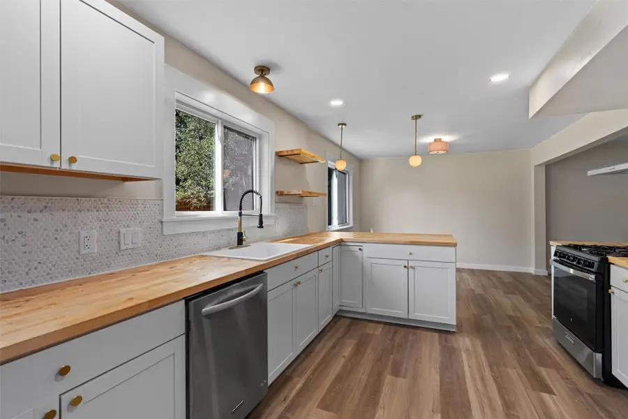 11007 Opal Trl, Austin, TX 78750 - Image #2