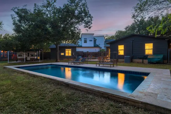 901 Saint Elmo Cir, Austin, TX 78745