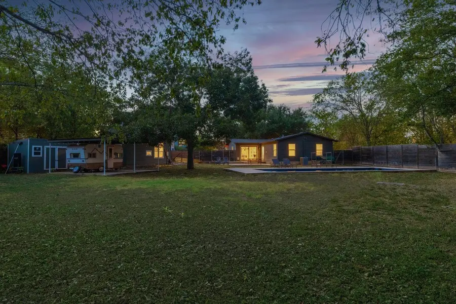 901 Saint Elmo Cir, Austin, TX 78745 - #3