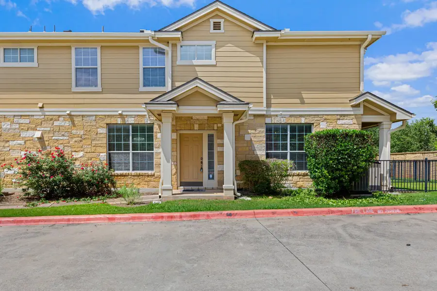 16100 S Great Oaks Dr #1302, Round Rock, TX 78681 - #2