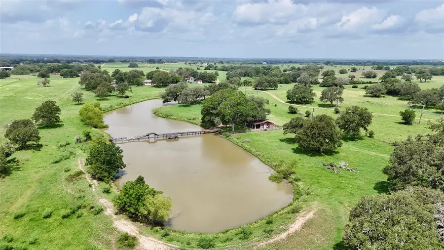 4361 Us Highway 77 S, Hallettsville, TX 77964 - Image #2