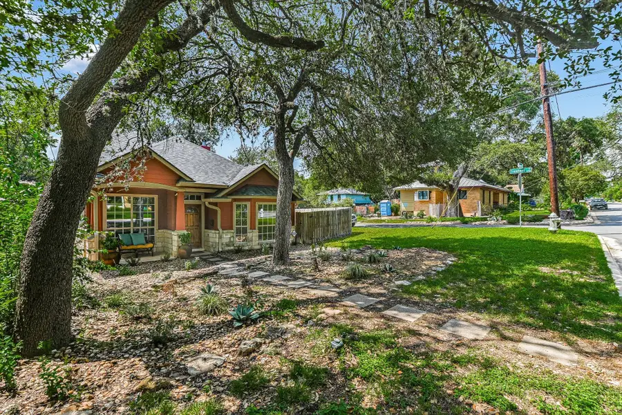 915 Garner Ave, Austin, TX 78704 - #2