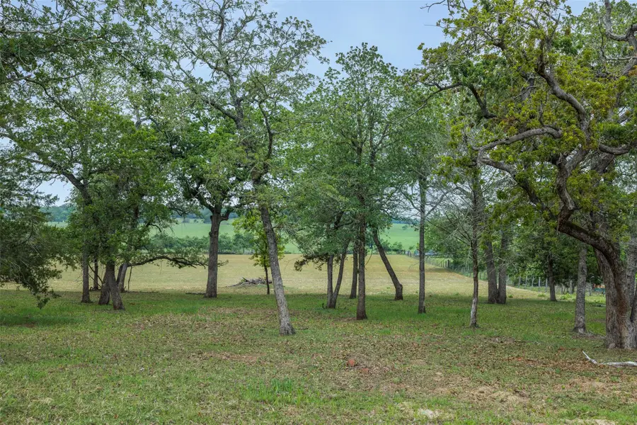 640 County Road 475 Rd, Luling, TX 78648 - #2