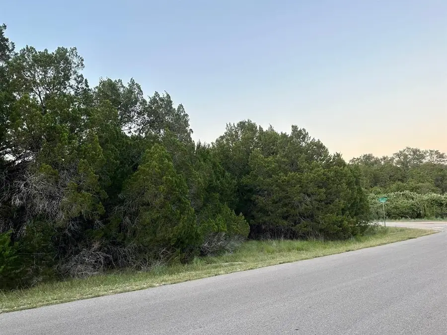 21402 Highland Lake Dr, Lago Vista, TX 78645 - Image #2