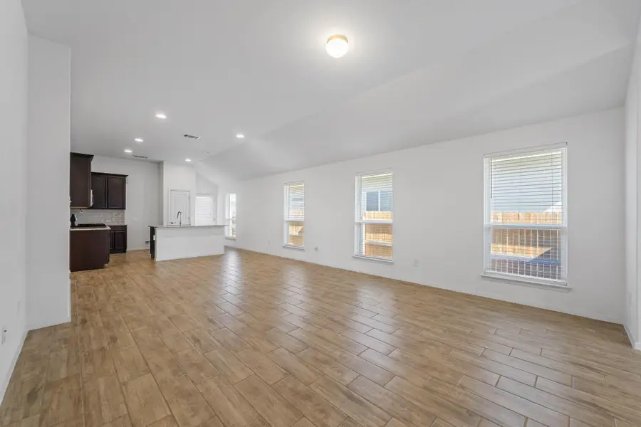 219 Trailside Ln, Bastrop, TX 78602 - Image #2