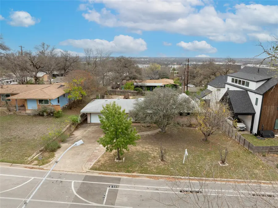 1710 Woodland Ave, Austin, TX 78741 - Image #3