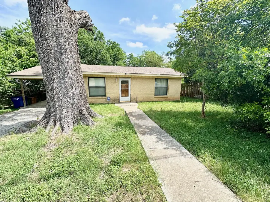 1206 Marcy St, Austin, TX 78745 - Image #2