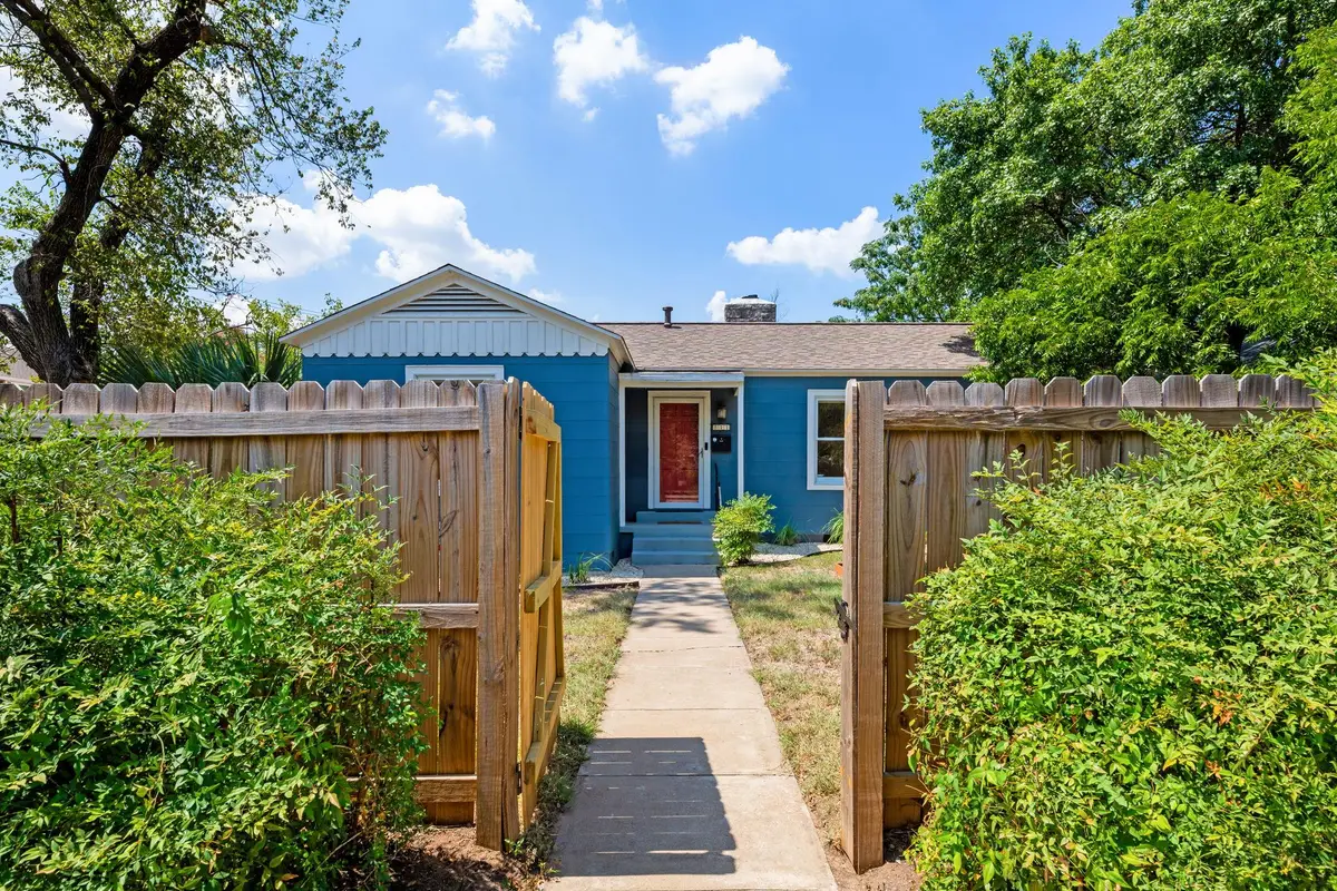 811 E 45th St, Austin, TX 78751 - #1