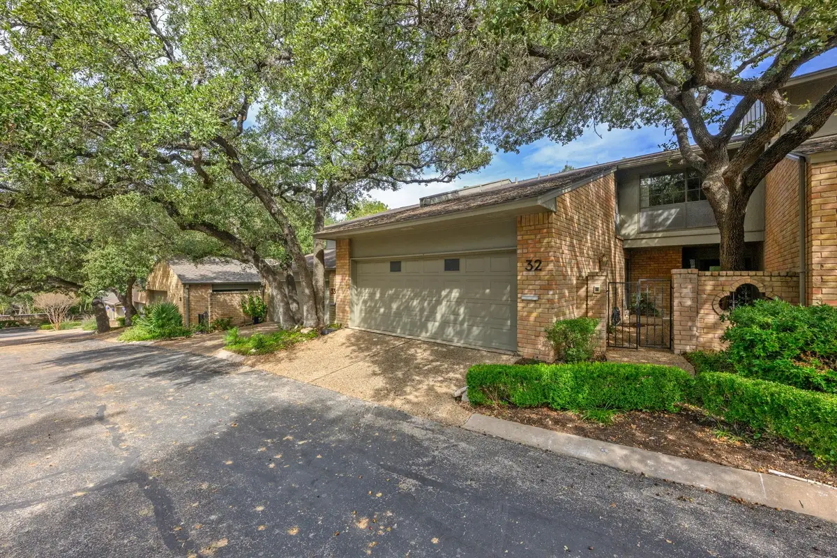 32 Woodstone Sq, Austin, TX 78703 - #1