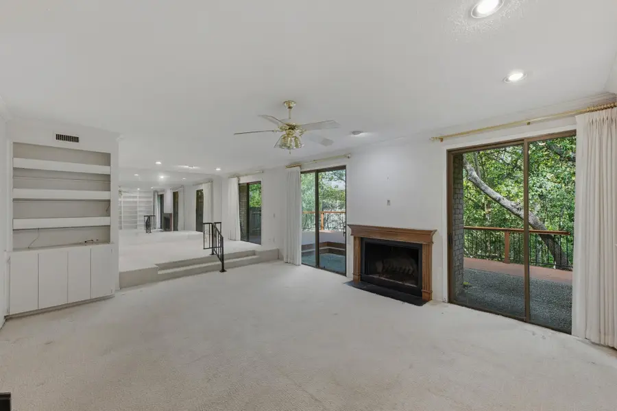 32 Woodstone Sq, Austin, TX 78703 - #3
