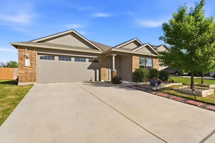 9216 Daisy Cutter Xing, Georgetown, TX 78626 - #3