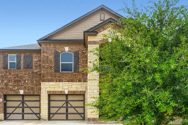 1513 Foxglove Dr, Lockhart, TX 78644