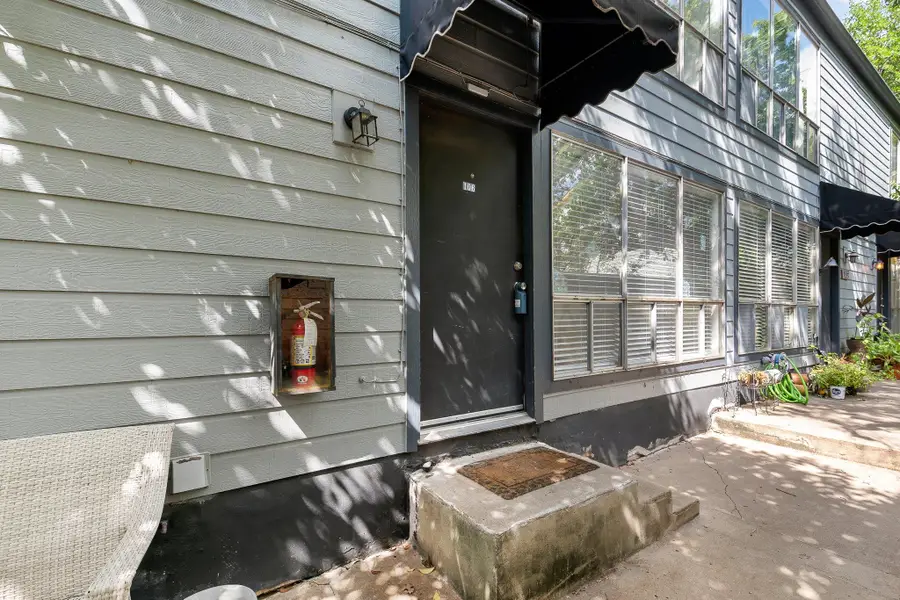 1405 Hartford Rd #106, Austin, TX 78703 - #3