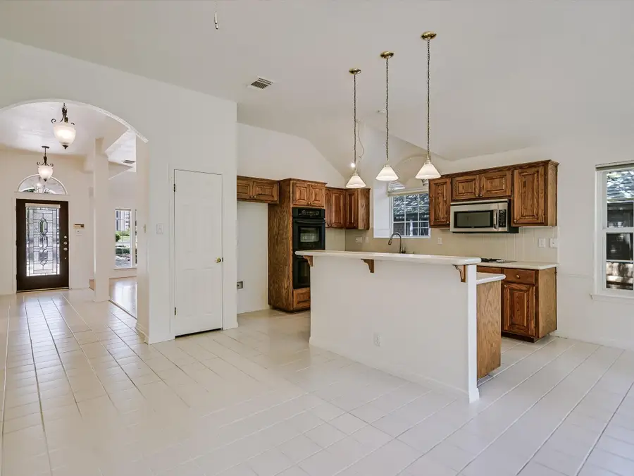 10817 Redmond Rd, Austin, TX 78739 - #3