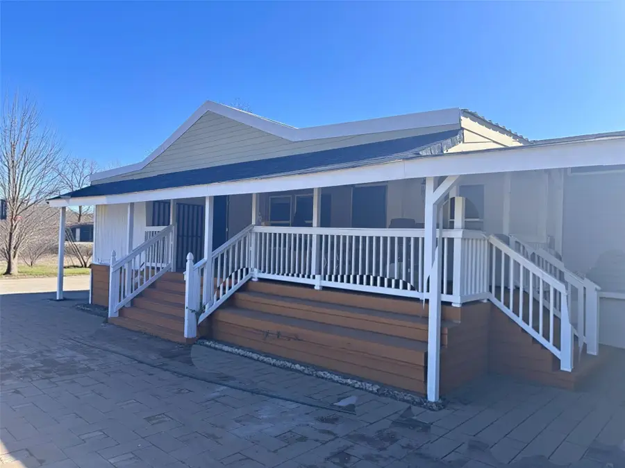 1225 W Highway 71 Highway W, Smithville, TX 78957 - #2