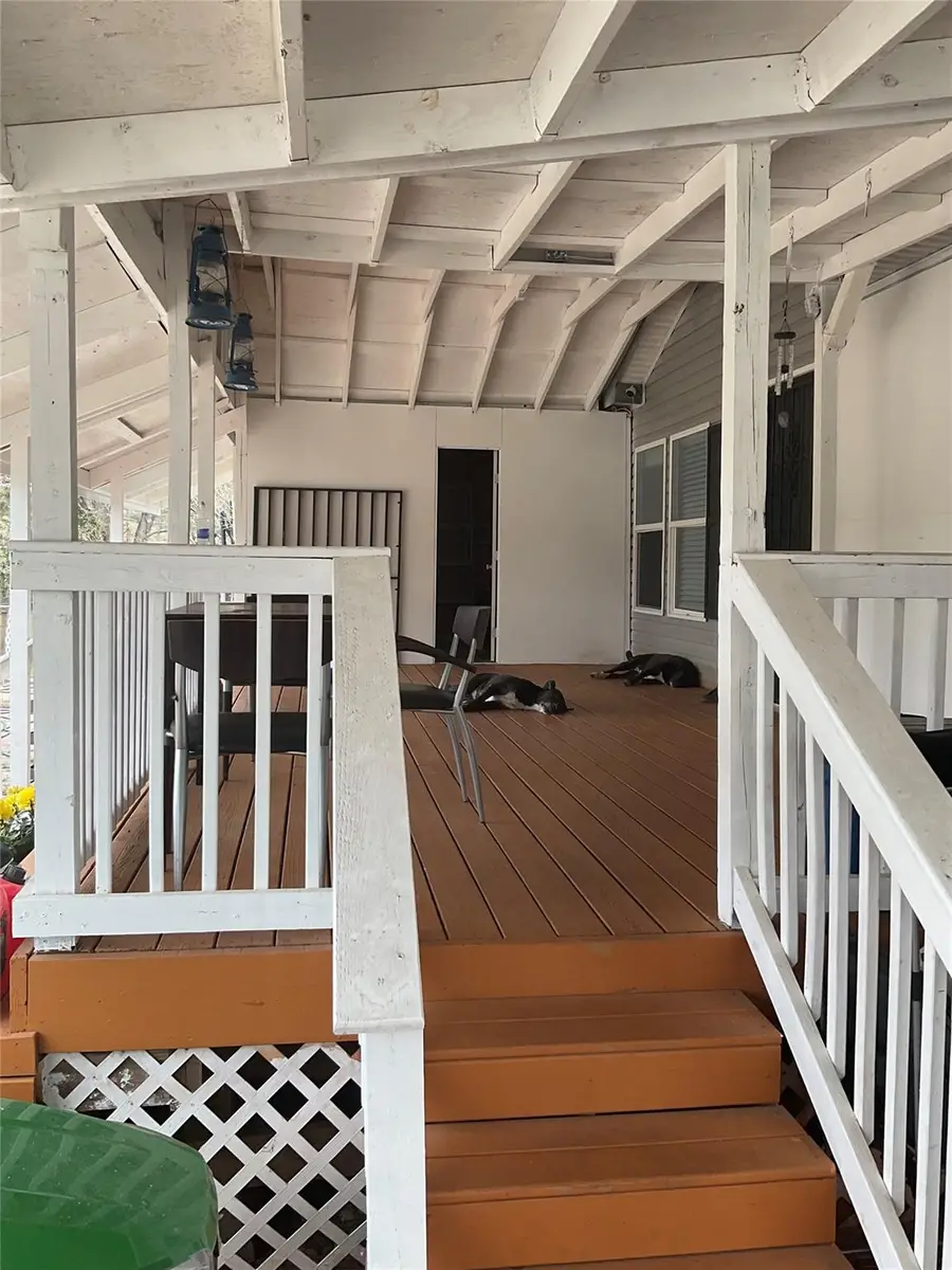 1225 W Highway 71 Highway W, Smithville, TX 78957 - #3