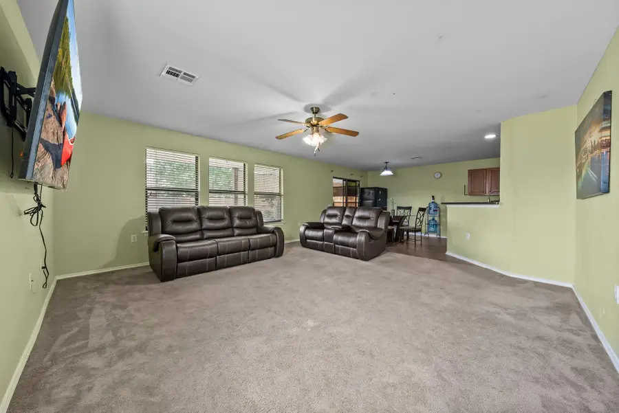 6829 Walkup Ln, Austin, TX 78747 - #3