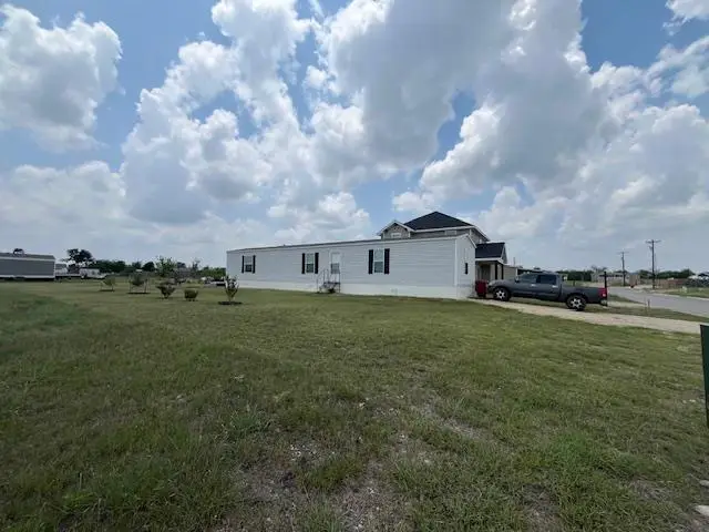 344 Margarita Dr, Dale, TX 78616 - Image #1