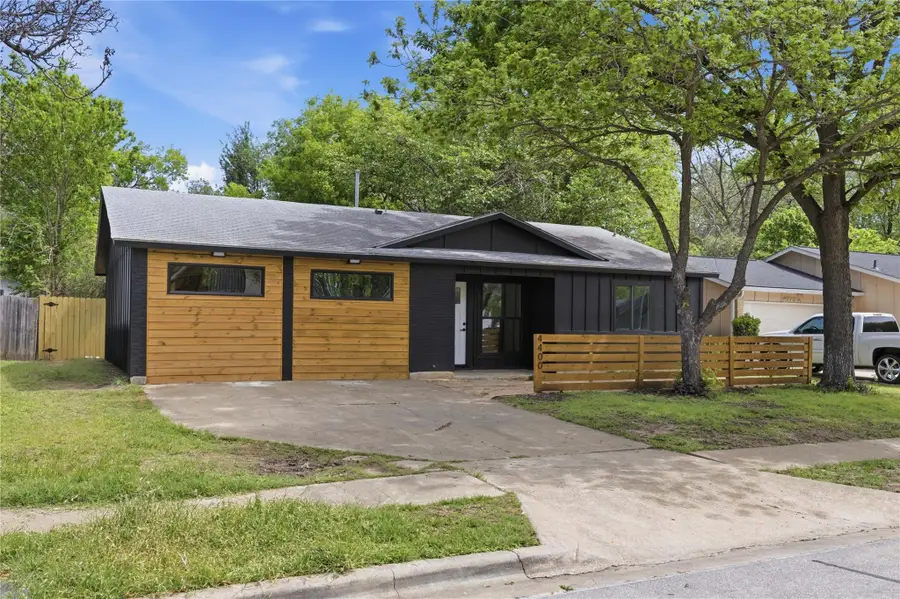 4400 Dovehill Dr, Austin, TX 78744 - #2