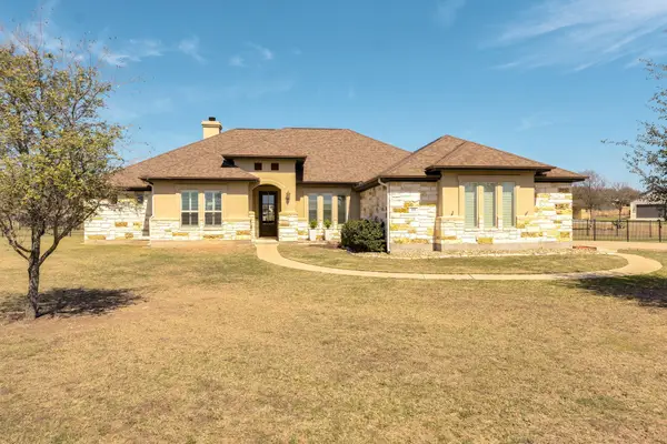 100 Noble Log Grv, Liberty Hill, TX 78642