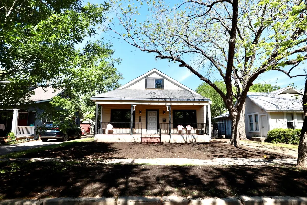 4010 Avenue D Ave, Austin, TX 78751 - #1