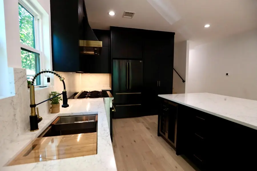 4010 Avenue D Ave, Austin, TX 78751 - #3