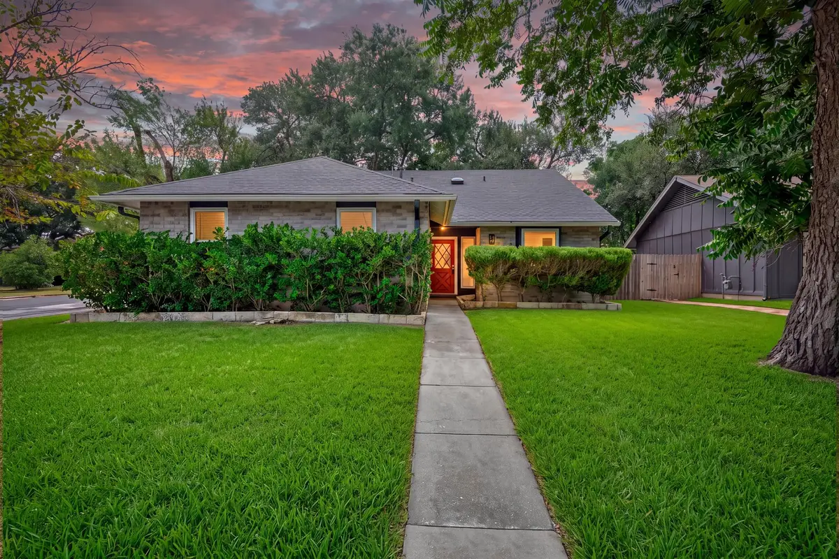 6605 Woodhue Dr, Austin, TX 78745 - #1