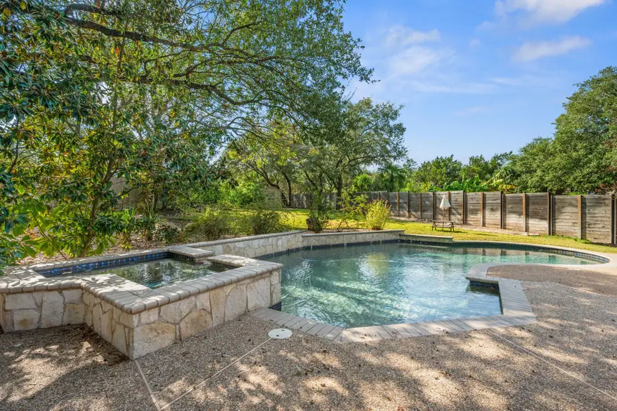 1005 Cedar Crest Cv, Round Rock, TX 78665 - Image #3