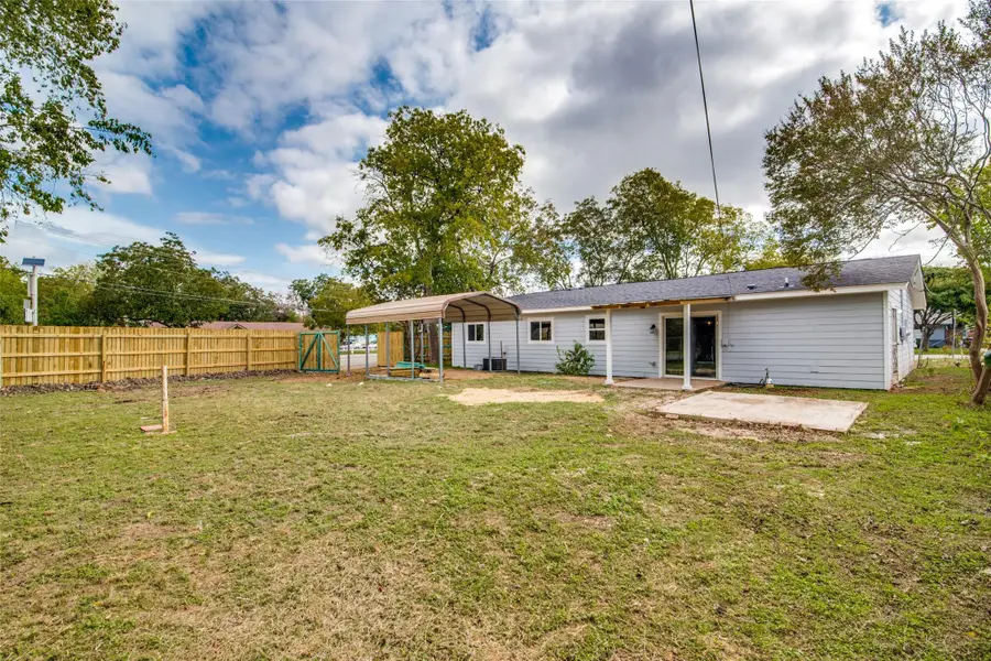 500 Lockwood St, San Marcos, TX 78666 - #2