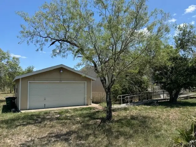 125 Country Road 3829, San Antonio, TX 78253 - #1
