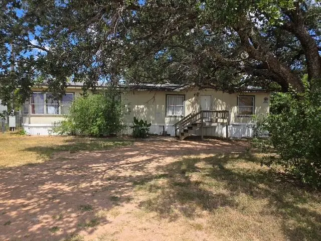 201 Aster St, Kingsland, TX 78639 - #1