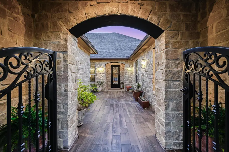 4300 Apache Cv, Cedar Park, TX 78613 - #2