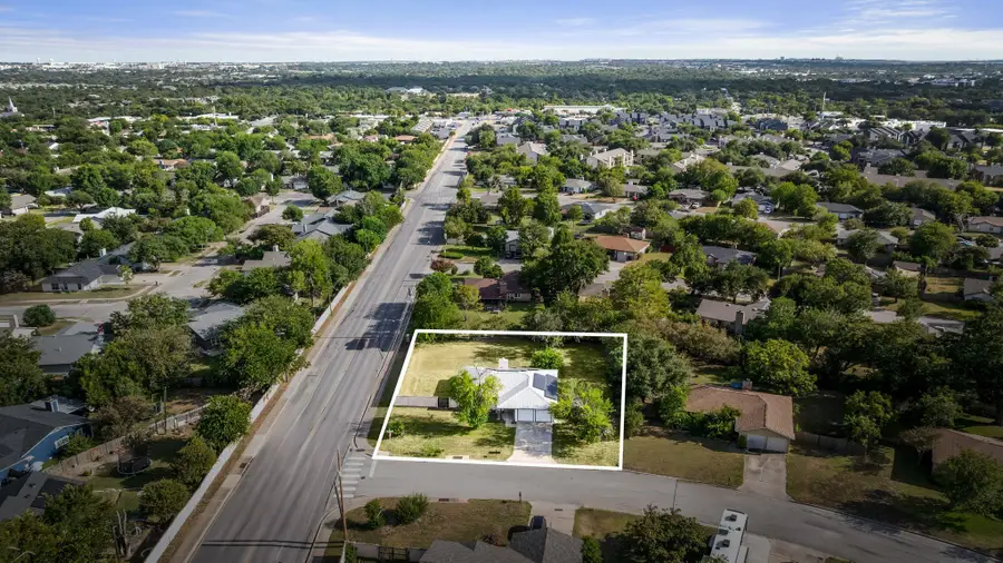 1500 Wildflower Dr, Round Rock, TX 78664 - #2