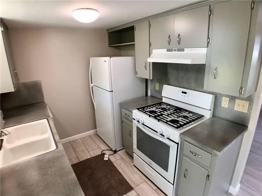 8502 Woodstone Dr, Austin, TX 78757 - Image #3