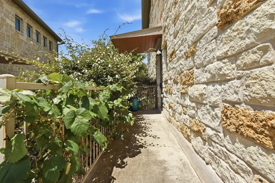592 Fm 967 #B, Buda, TX 78610 - #3